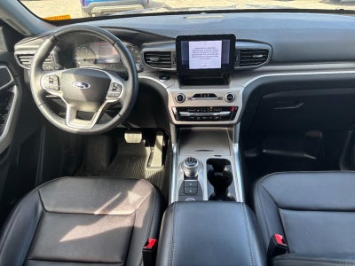 2022 Ford Explorer XLT 4WD