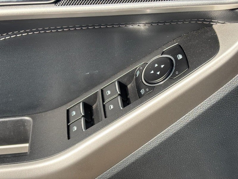 2022 Ford Explorer XLT 4WD