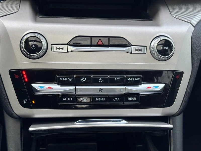 2023 Ford Explorer XLT 4WD