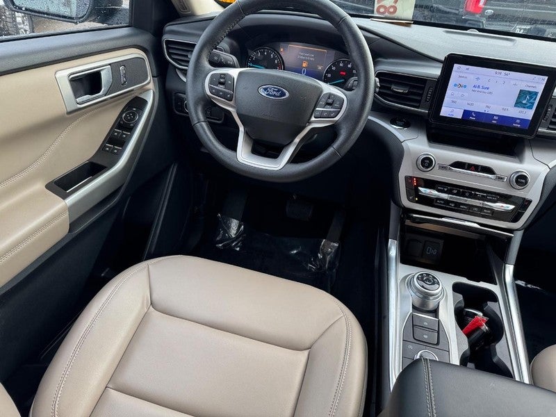 2023 Ford Explorer XLT 4WD