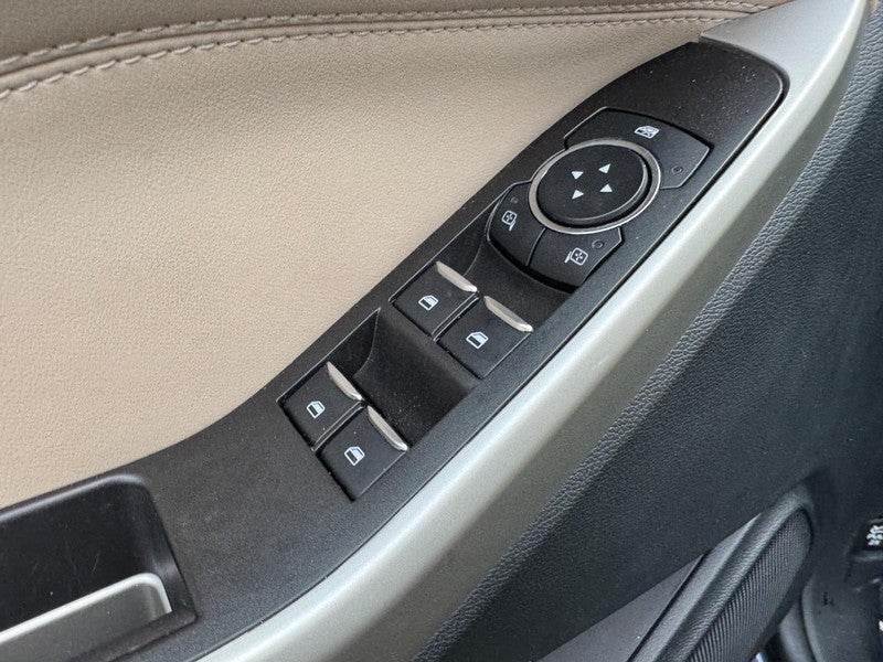 2023 Ford Explorer XLT 4WD