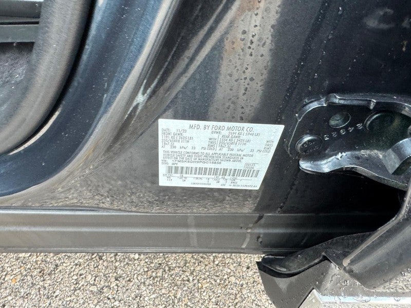 2023 Ford Explorer XLT 4WD