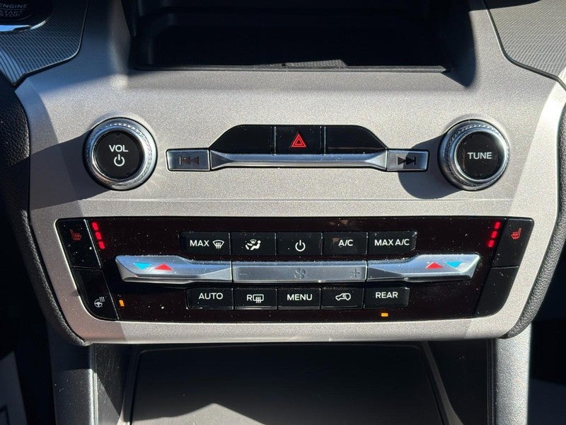 2022 Ford Explorer XLT 4WD