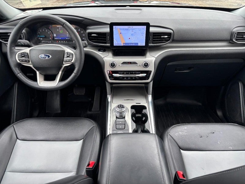 2023 Ford Explorer XLT 4WD
