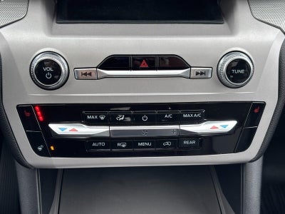 2023 Ford Explorer XLT 4WD