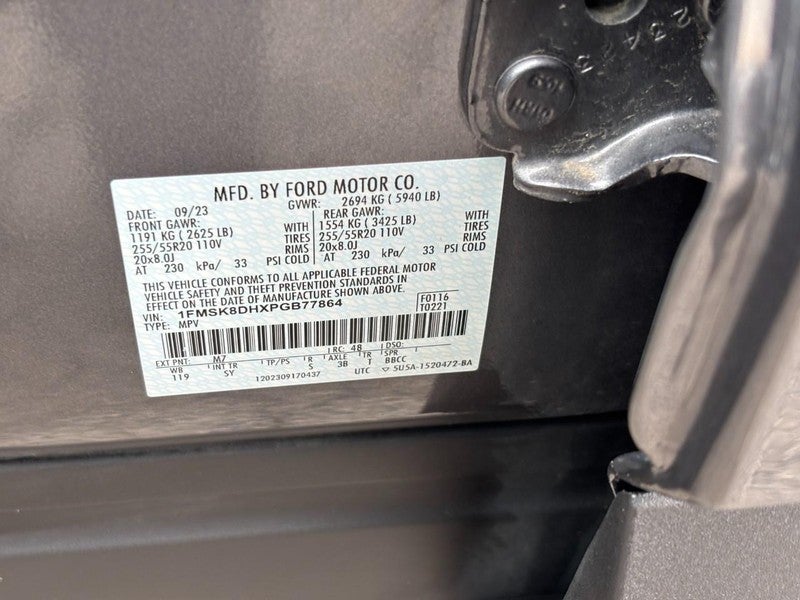 2023 Ford Explorer XLT 4WD