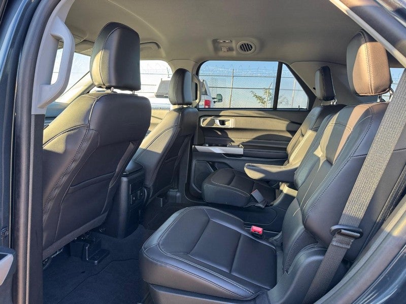 2023 Ford Explorer XLT 4WD