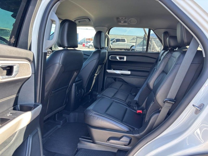 2023 Ford Explorer XLT 4WD