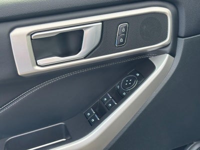 2024 Ford Explorer XLT 4WD