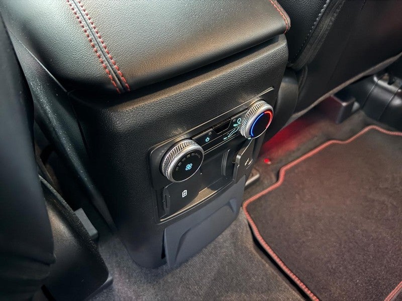 2023 Ford Explorer ST-Line 4WD