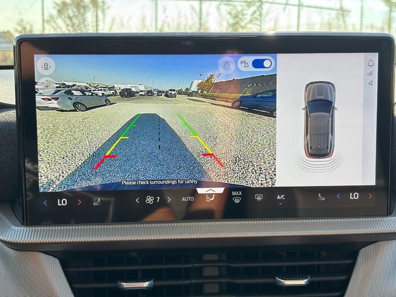 2025 Ford Explorer Active 4WD