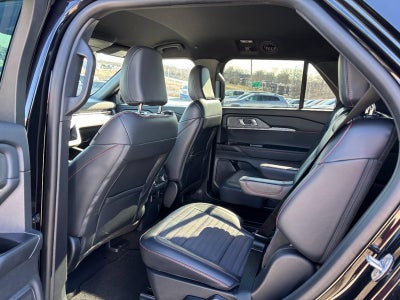 2025 Ford Explorer ST-Line 4WD