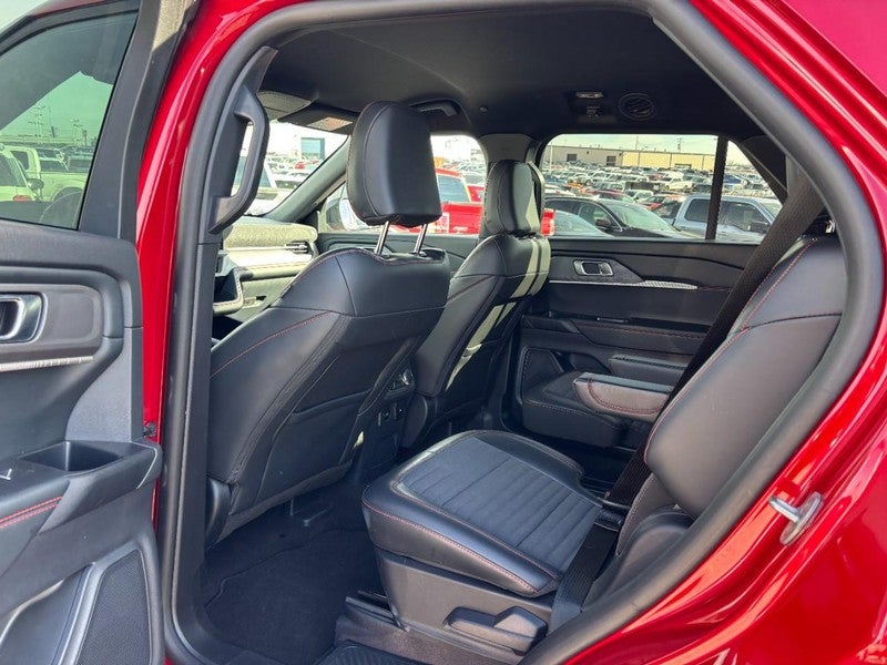 2025 Ford Explorer ST-Line 4WD