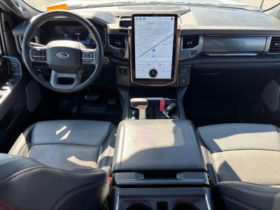 2022 Ford F-150 Lightning LARIAT 4WD SuperCrew 5.5' Box