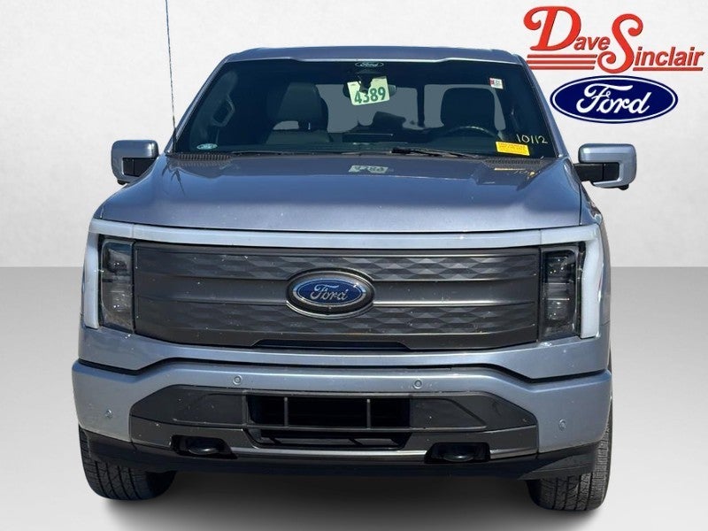 2022 Ford F-150 Lightning LARIAT 4WD SuperCrew 5.5' Box