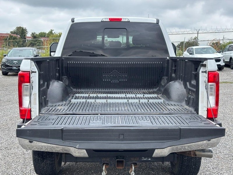 2018 Ford Super Duty F-250 SRW Lariat 4WD Crew Cab 6.75' Box