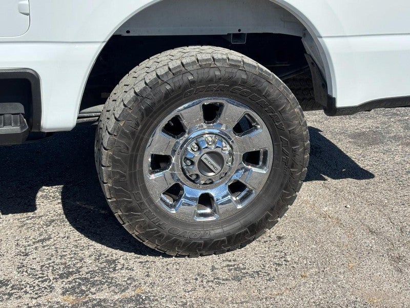 2024 Ford Super Duty F-250 SRW LARIAT 4WD Crew Cab 6.75' Box
