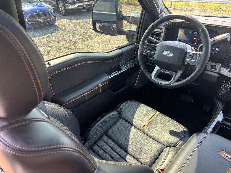 2023 Ford Super Duty F-250 SRW Platinum 4WD Crew Cab 6.75' Box