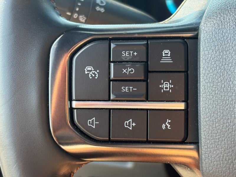 2023 Ford Super Duty F-250 SRW Platinum 4WD Crew Cab 6.75' Box