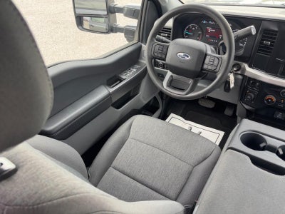2025 Ford Super Duty F-250 SRW XLT 4WD Crew Cab 6.75' Box
