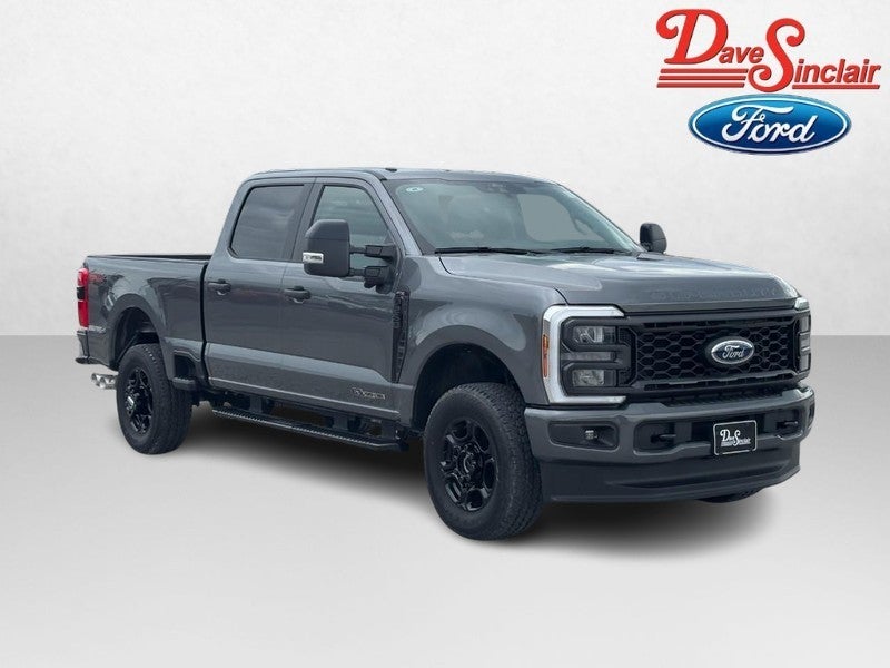 2025 Ford Super Duty F-250 SRW XLT 4WD Crew Cab 6.75' Box