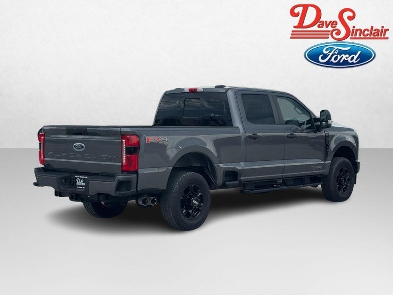 2025 Ford Super Duty F-250 SRW XLT 4WD Crew Cab 6.75' Box