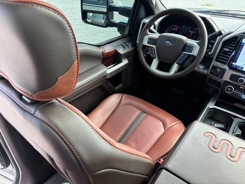 2022 Ford Super Duty F-350 SRW King Ranch 4WD Crew Cab 6.75' Box