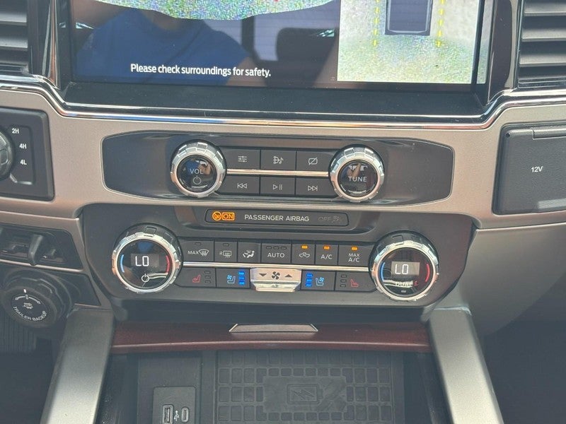 2022 Ford Super Duty F-350 SRW King Ranch 4WD Crew Cab 6.75' Box