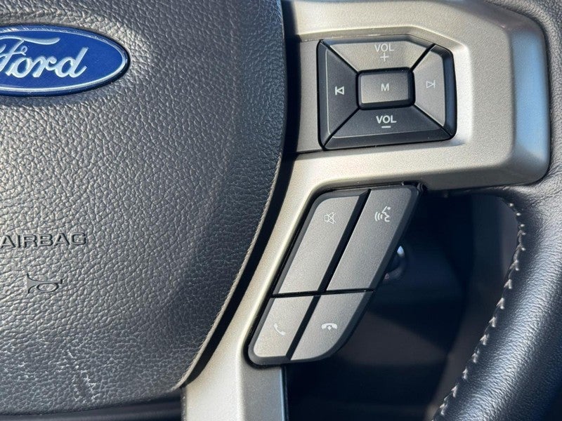 2021 Ford Super Duty F-350 SRW LARIAT 4WD Crew Cab 6.75' Box