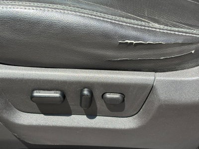 2012 Ford Super Duty F-350 DRW 4WD Crew Cab 172" Lariat