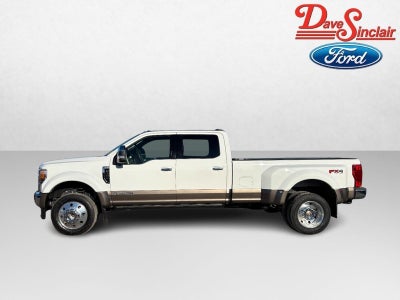 2021 Ford Super Duty F-450 DRW LARIAT 4WD Crew Cab 8' Box