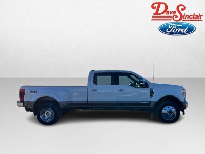 2021 Ford Super Duty F-450 DRW LARIAT 4WD Crew Cab 8' Box