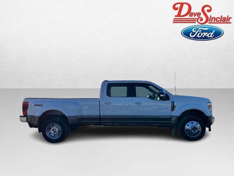 2021 Ford Super Duty F-450 DRW LARIAT 4WD Crew Cab 8' Box