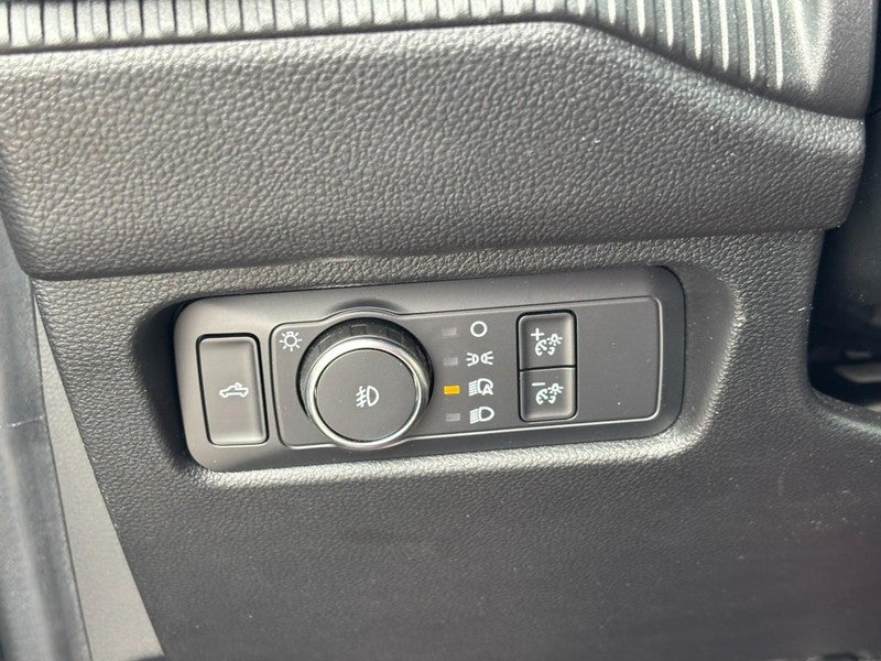 2025 Ford Ranger LARIAT 4WD SuperCrew 5' Box