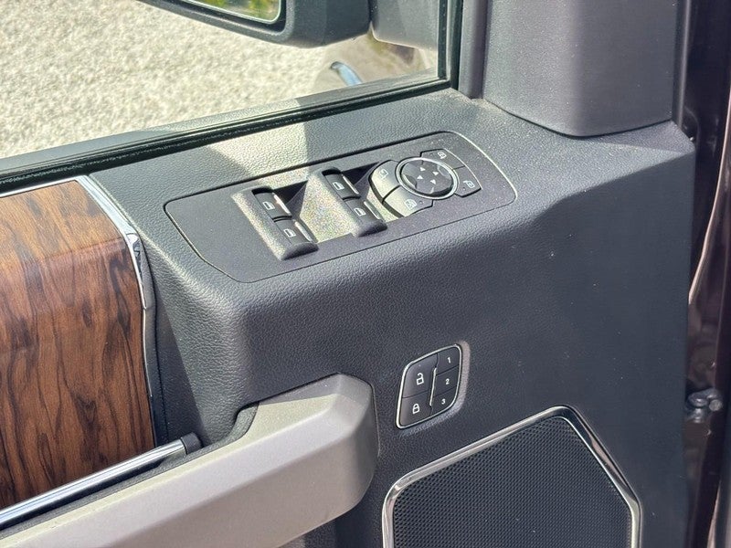 2019 Ford F-150 LARIAT 4WD SuperCrew 5.5' Box