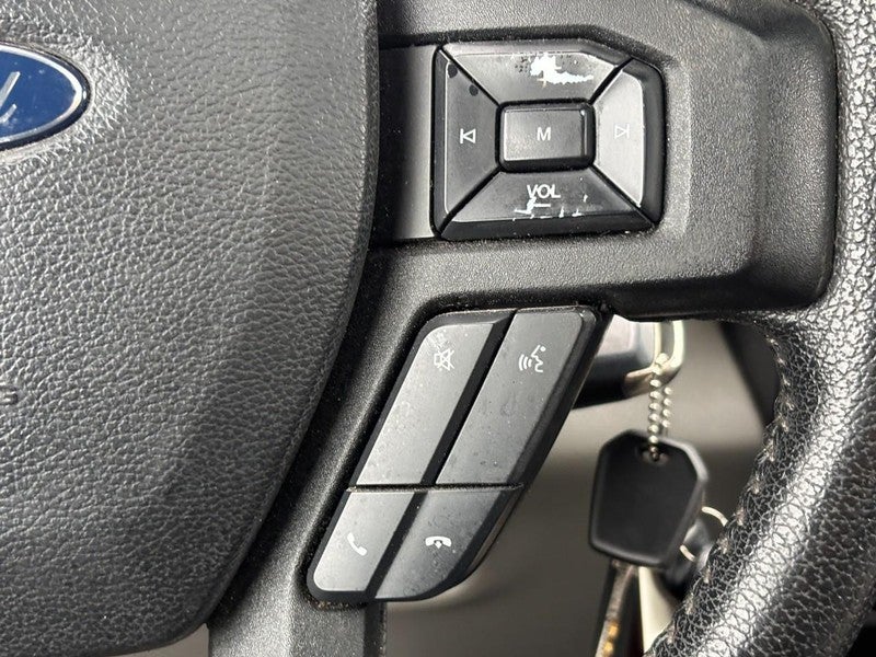 2015 Ford F-150 4WD SuperCrew 145" XLT