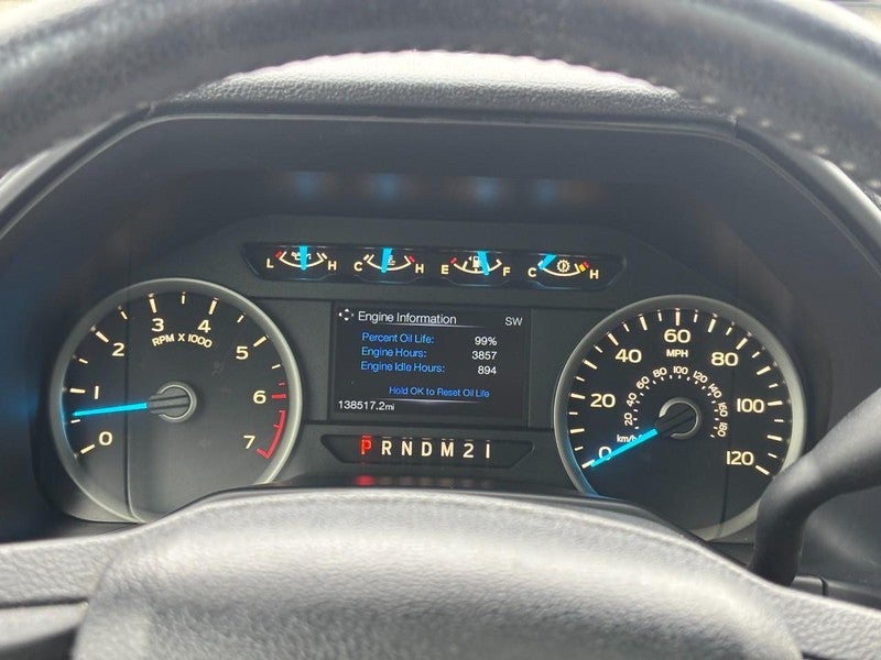 2015 Ford F-150 4WD SuperCrew 145" XLT