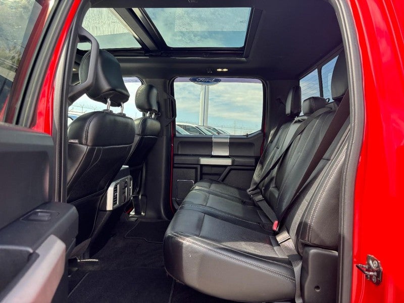 2015 Ford F-150 4WD SuperCrew 145" Lariat