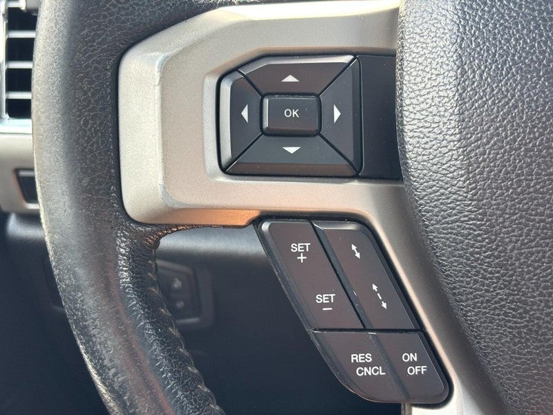 2015 Ford F-150 4WD SuperCrew 145" Lariat