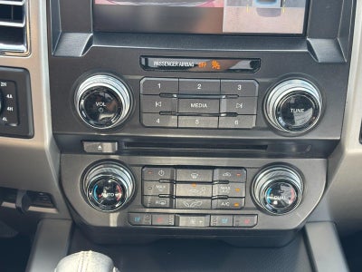 2015 Ford F-150 4WD SuperCrew 145" Lariat