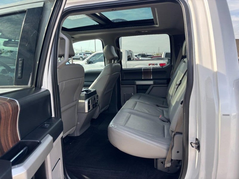 2017 Ford F-150 Lariat 4WD SuperCrew 5.5' Box