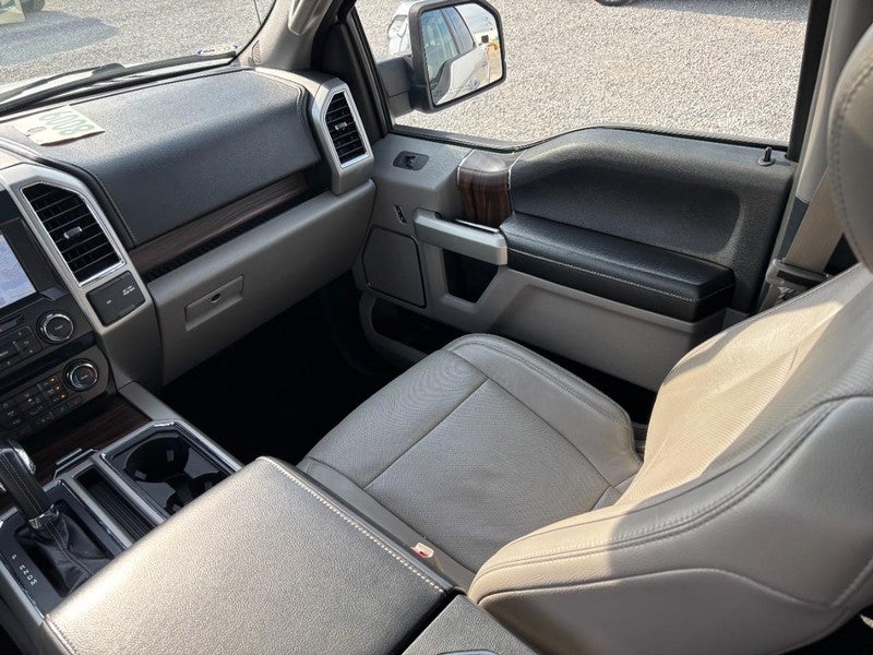2017 Ford F-150 Lariat 4WD SuperCrew 5.5' Box