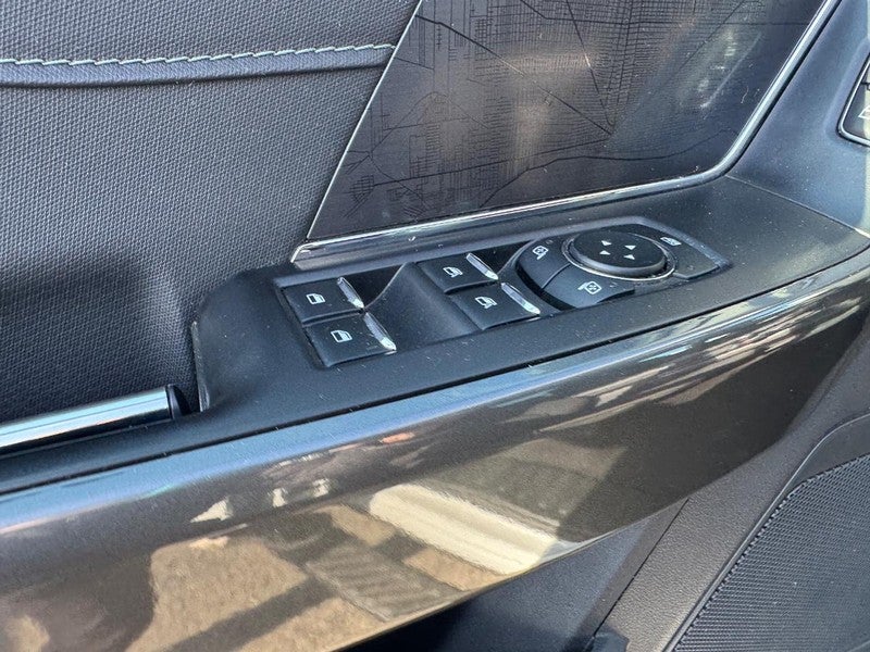 2023 Ford F-150 LARIAT 4WD SuperCrew 5.5' Box