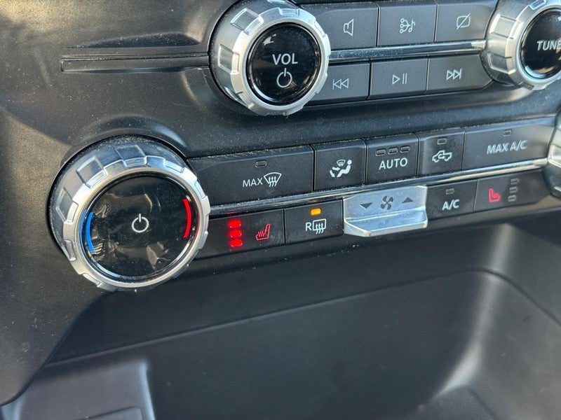 2023 Ford F-150 LARIAT 4WD SuperCrew 5.5' Box