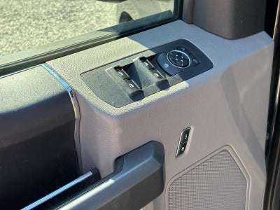 2016 Ford F-150 4WD SuperCrew 145" XLT