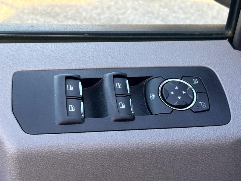 2015 Ford F-150 4WD SuperCrew 145" XLT