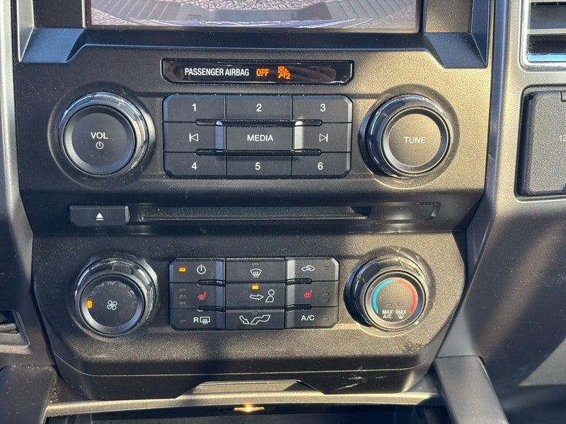 2015 Ford F-150 4WD SuperCrew 145" XLT