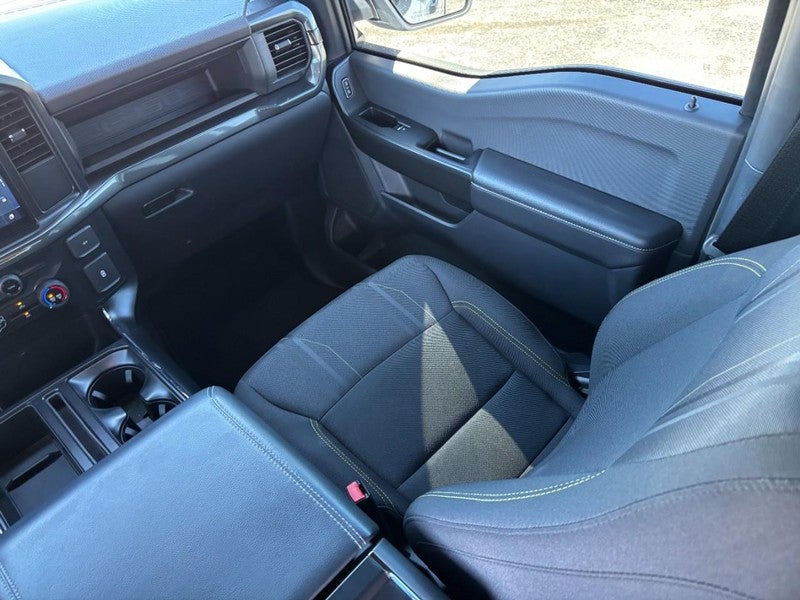 2025 Ford F-150 STX 4WD SuperCrew 5.5' Box