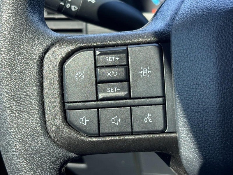 2025 Ford F-150 STX 4WD SuperCrew 5.5' Box