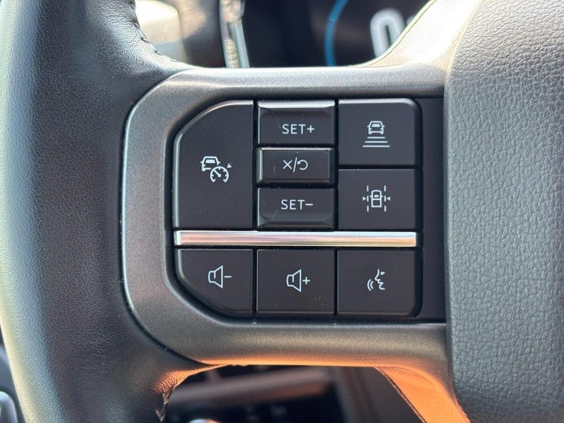 2022 Ford F-150 LARIAT 4WD SuperCrew 5.5' Box